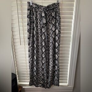 LuLaRoe Snakeskin Print Wide- Leg Pants